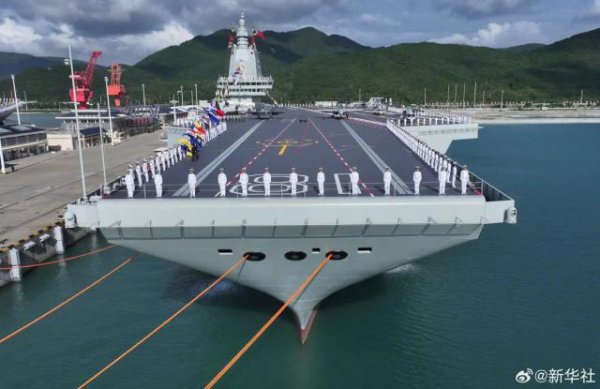 源顺网 福建舰入列高清大图